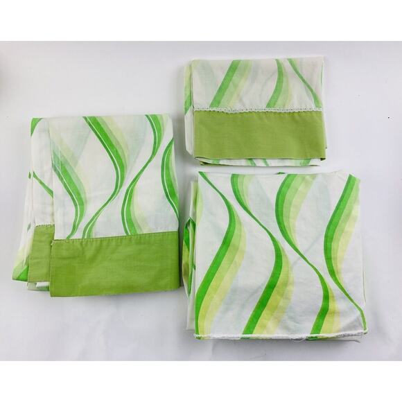 Vintage 1970s Dan River Percale Tranquale Green Wavy Sheet Set Flat Pillowcase - Picture 1 of 10
